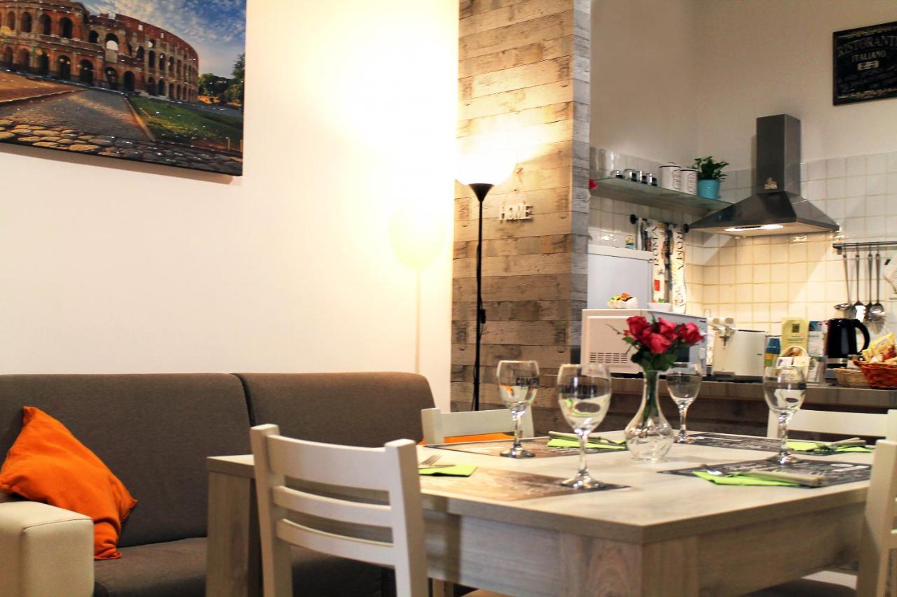 50 Passi Colosseo Apartment Rzym Zewnętrze zdjęcie