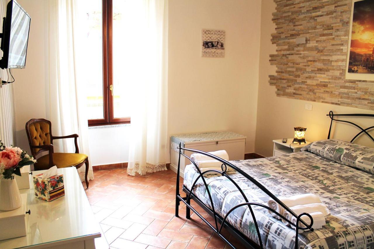50 Passi Colosseo Apartment Rzym Zewnętrze zdjęcie
